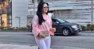 Fantastis, Rok Pendek Syahrini Dibanderol Seharga 1 Buah Motor Matic